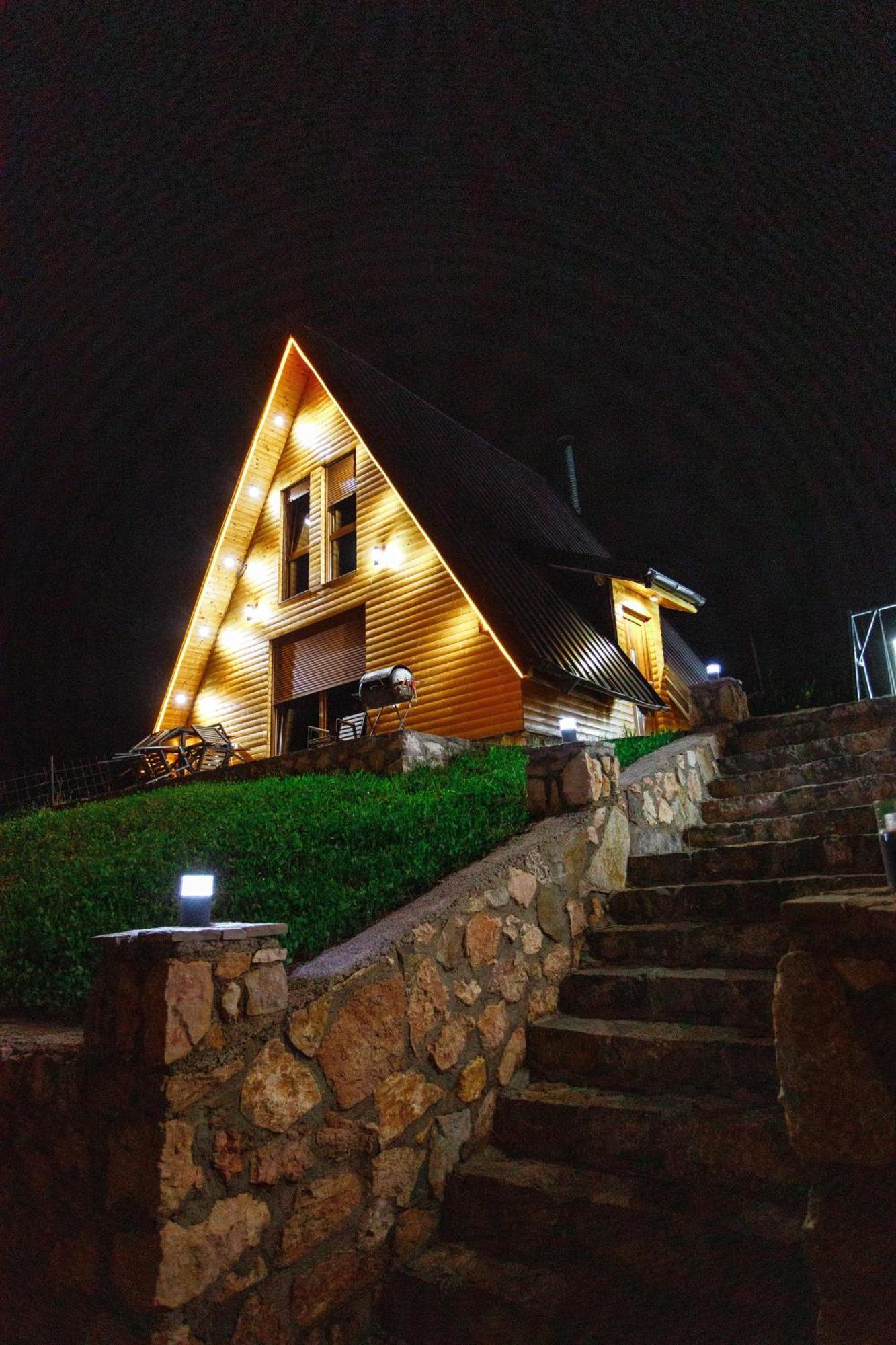 Villa Route Rugove Peje Luaran gambar
