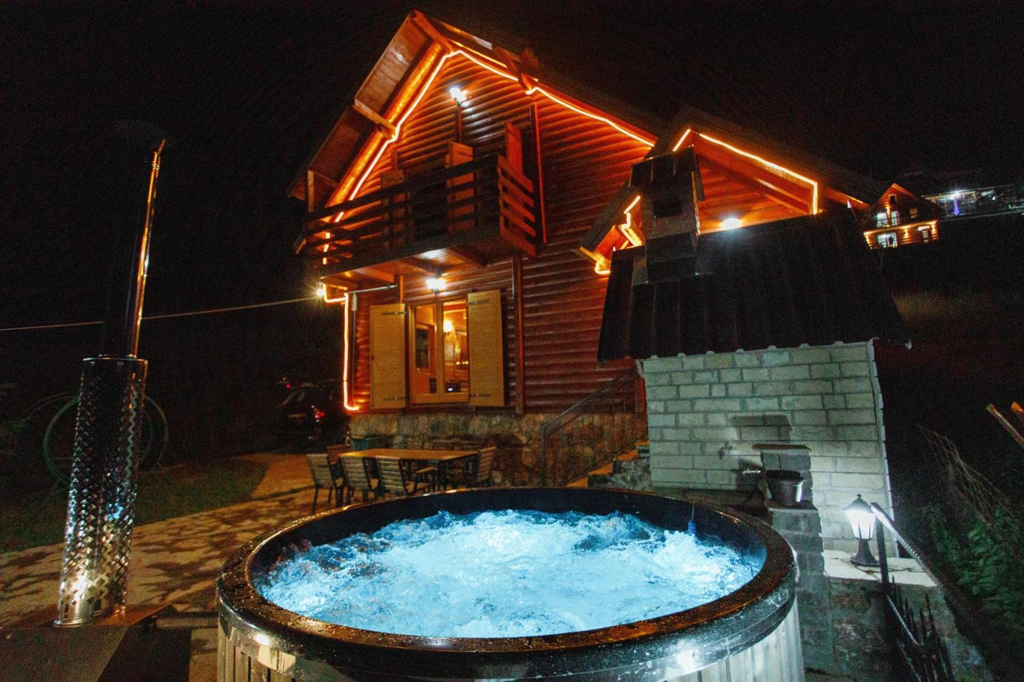 Villa Route Rugove Peje Luaran gambar