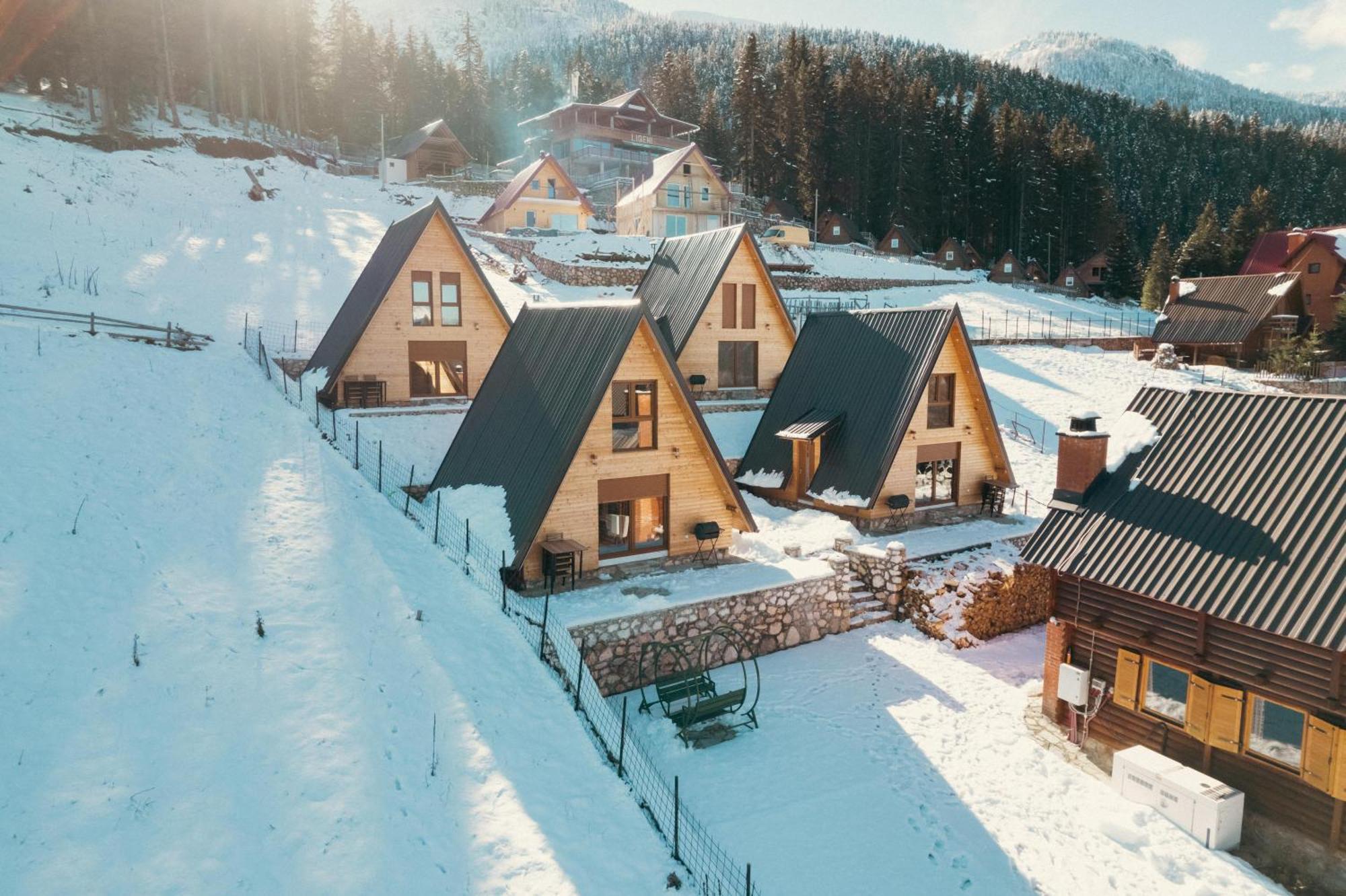 Villa Route Rugove Peje Luaran gambar